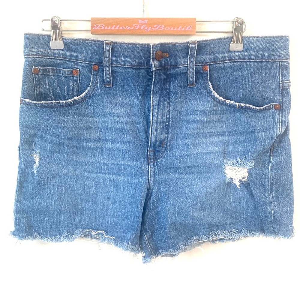 (A5) Madewell high rise denim‎ blue distressed shorts, Size 31